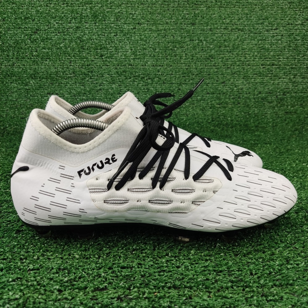 Puma Soccer Cleats Mens 9.5 White Future 5.4 FG AG 106189-06 Athletic Shoes
